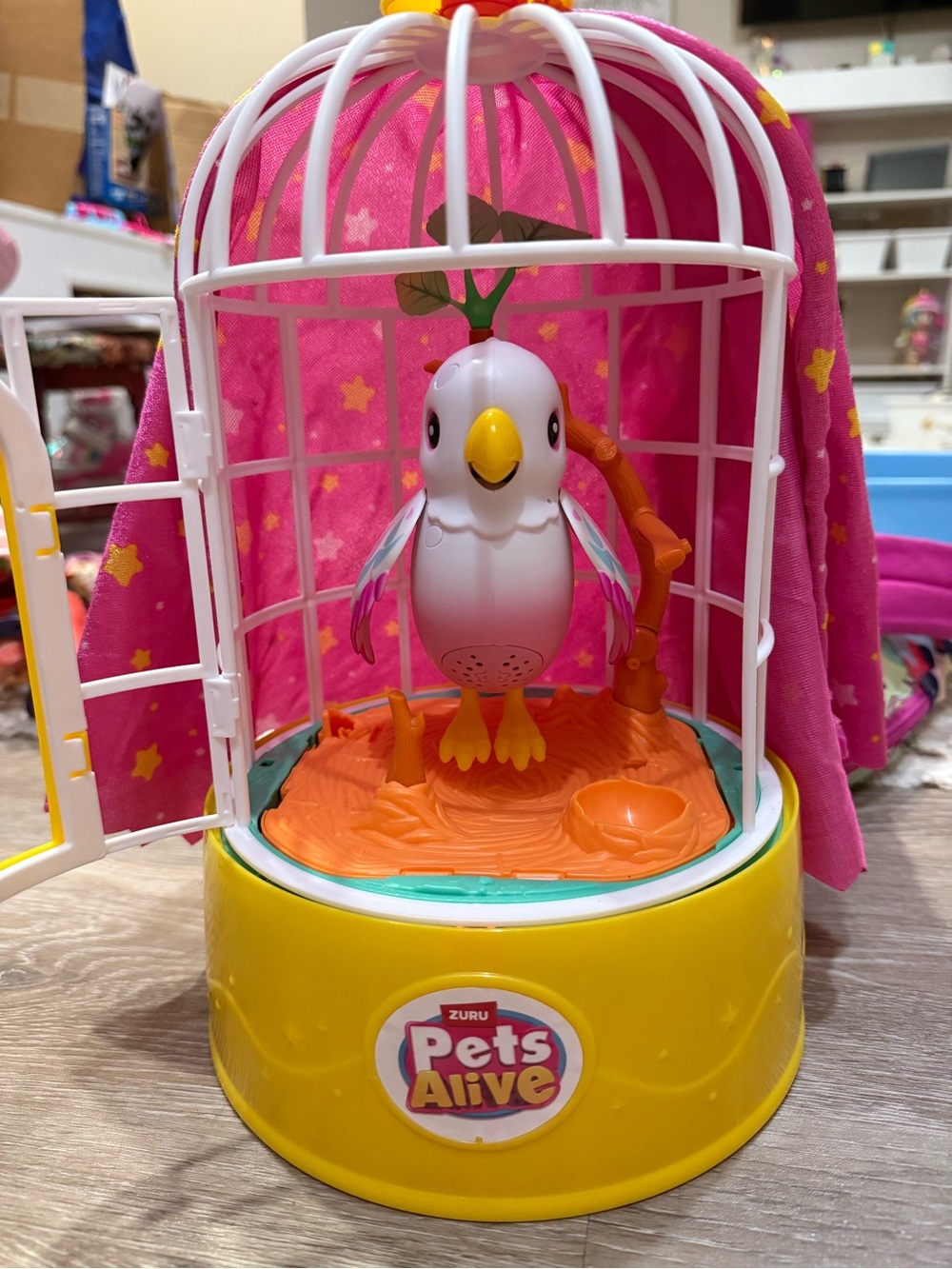 Zuru Pets Alive Pink & Yellow Interactive Parrot Cage Playset